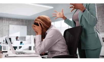 Sevgilisinin arvadı ilə üz-üzə gəldi - İş yerində təhqir etdi