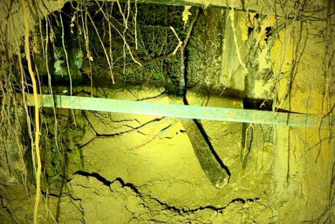 Polşa Belarusla sərhəddə miqrant tunelləri aşkarlayıb 