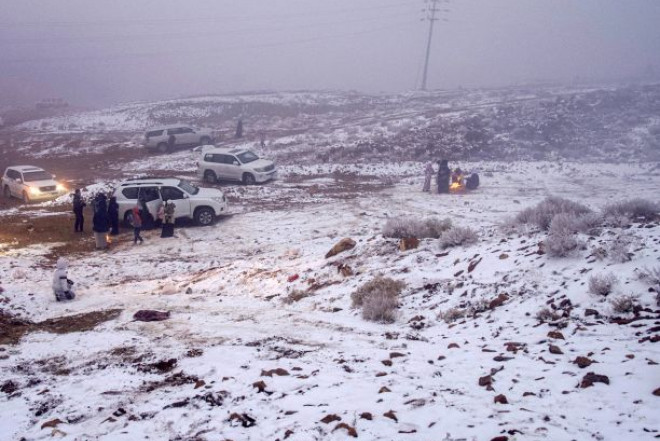 Səudiyyə Ərəbistanına qar yağdı