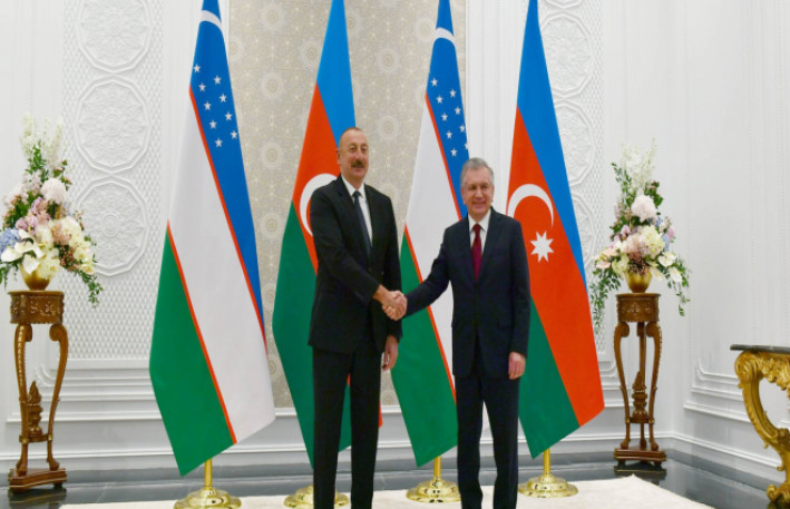 Şavkat Mirziyoyev Prezident İlham Əliyevi təbrik edib 