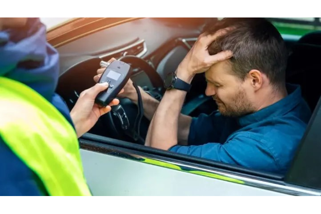 Axşam araq içib səhər maşın sürən şəxsi YPX cərimələyə bilərmi?