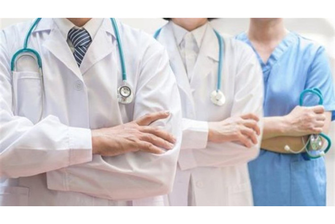 Tibb işçilərinin əməkhaqqılarında kəskin artım: Rəqəmlər açıqlandı