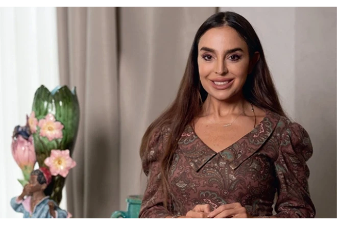 Leyla Əliyeva Nüsrət Kəsəmənlinin şeirini səsləndirib VİDEO