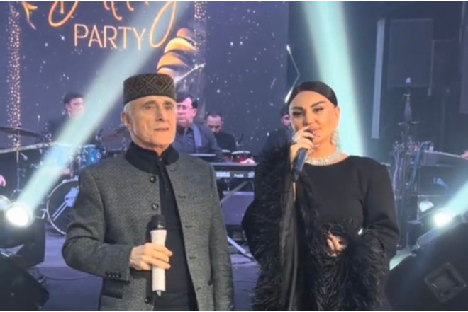 Şəbnəm Tovuzlu Alim Qasımovla muğam oxudu 