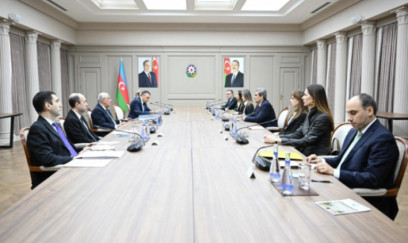 Əli Əsədov Monteneqro Baş nazirinin müavini ilə görüşüb 