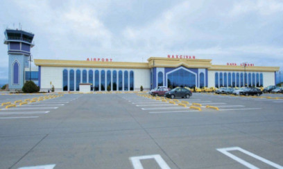 Naxçıvan hava limanında sərnişinlərin qızıllarını oğurlayan aeroport işçiləri - TƏFƏRRÜAT