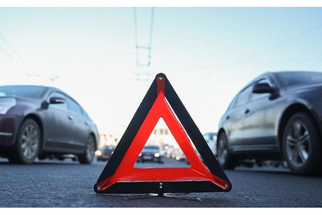 Gəncədə iki maşın toqquşdu - Xəsarət alanlar var