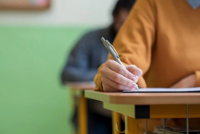 Peşəkar mühasib olmaq istəyənlər imtahan verir 