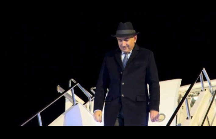 Paşinyan Rusiyaya getdi - VİDEO