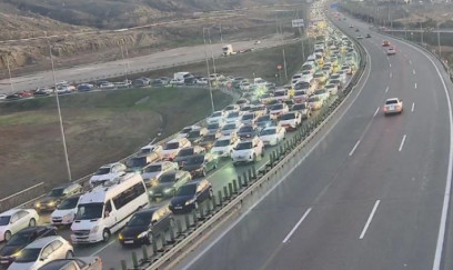 Bakıda 21 istiqamətdə tıxac var 