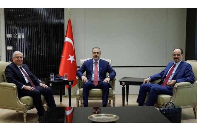 Türkiyə rəsmiləri Suriyada səfərdədir