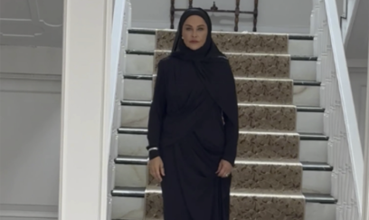 4 il sonra yeni serialı üçün hicab taxdı - FOTOLAR