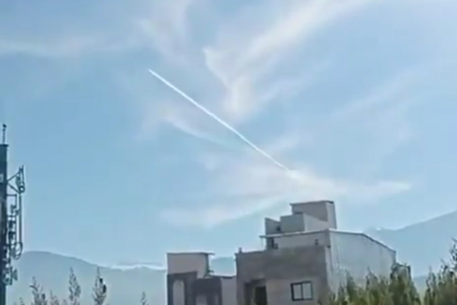 İran səmasında raket görünüb 