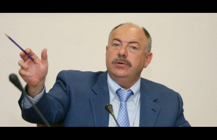 Keçmiş baş prokurorun evində axtarış aparıldı - 1 mln avro, 3 kq qızıl...