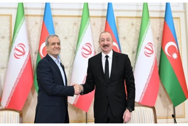 Məsud Pezeşkian Prezident İlham Əliyevə zəng edib 