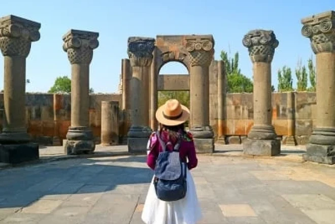 Ermənistana ən çox turist Rusiyadan gedir 