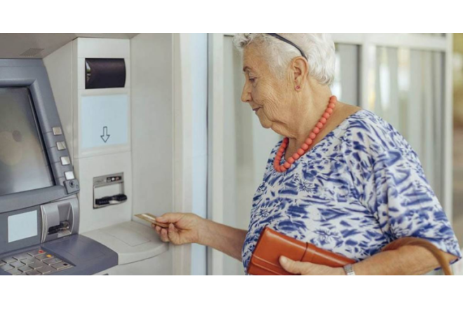 Pensiyaçılar üçün xoş xəbər: Sosial xidmət pulsuz oldu