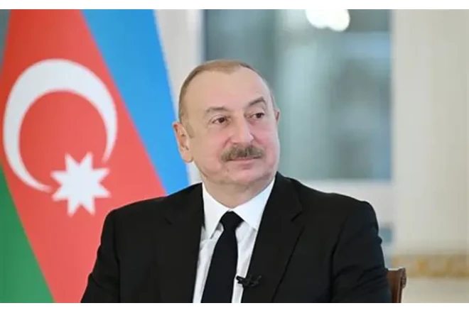 Xalqla ucalan LİDER