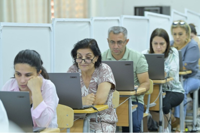 Müəllimlərin NƏZƏRİNƏ: Sertifikasiya imtahanının mövzu və sualları məlum oldu