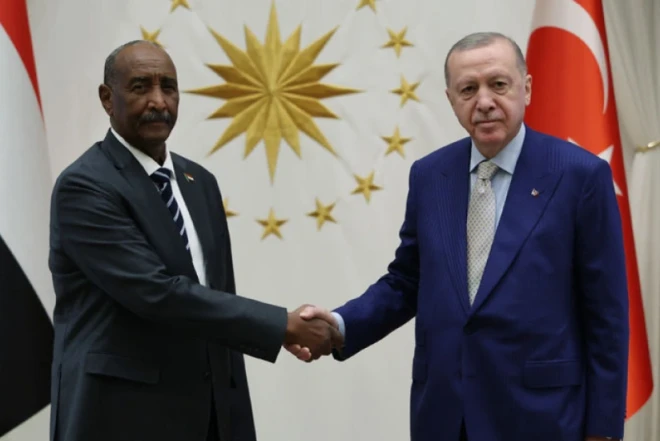 Ərdoğan Sudan liderinə humanitar böhranın aradan qaldırılmasında dəstəyini ifadə edib 