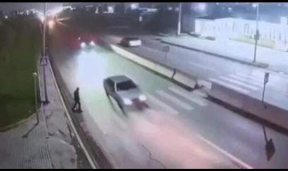 Bakıda maşın piyada zolağında kişini vurdu - ANBAAN VİDEO