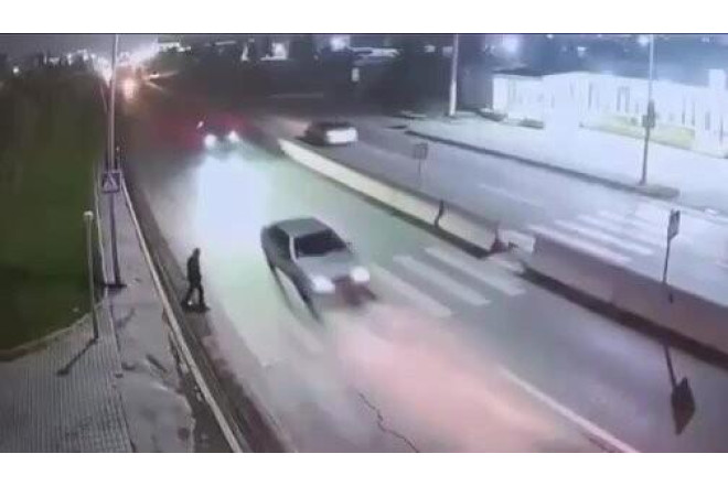 Bakıda maşın piyada zolağında kişini vurdu - ANBAAN VİDEO