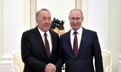Putin Kremldə Nursultan Nazarbayevlə görüşüb 