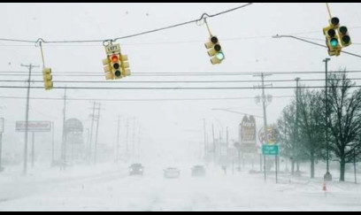 ABŞ-ın şimal-şərqində qar fırtınası: 10 minə yaxın reys ləğv edildi, yollarda hərəkət dayandı