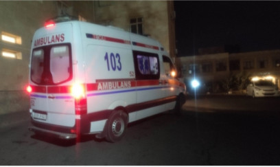 Goranboyda yıxılaraq başı betona dəyən qadın ölüb 