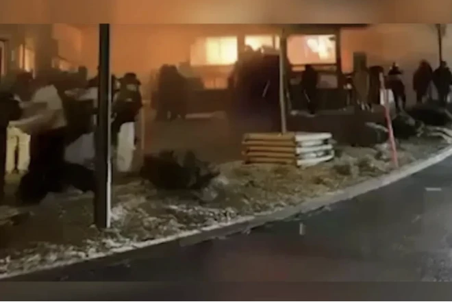 İsveçrədə barda partlayış nəticəsində 40 nəfər ölüb 