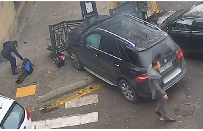 Polis əməkdaşları azyaşlını BELƏ XİLAS ETDİ - VİDEO