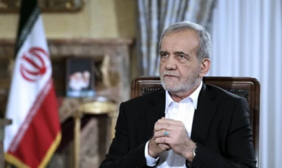 Pezeşkian etirazları dayandırmağa çalışır 