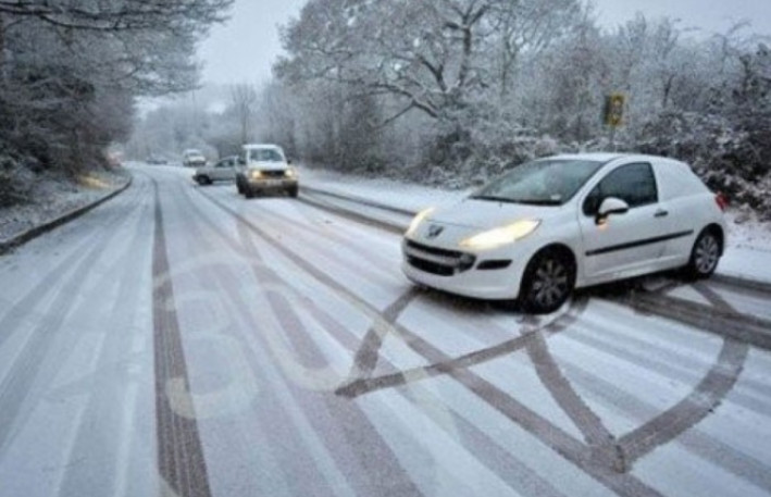SÜRÜCÜLƏRİN NƏZƏRİNƏ: Yollar buz bağlayacaq