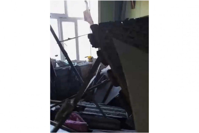 Şabranda mənzilin tavanı çöküb 