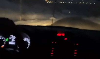 Qubada maşın dərəyə aşdı 