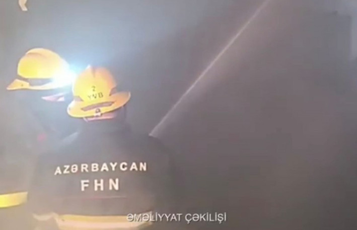 Binəqədidə hamamda yanğın olub - VİDEO