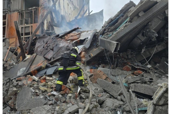 Rusiya Xarkova zərbələr endirdi 