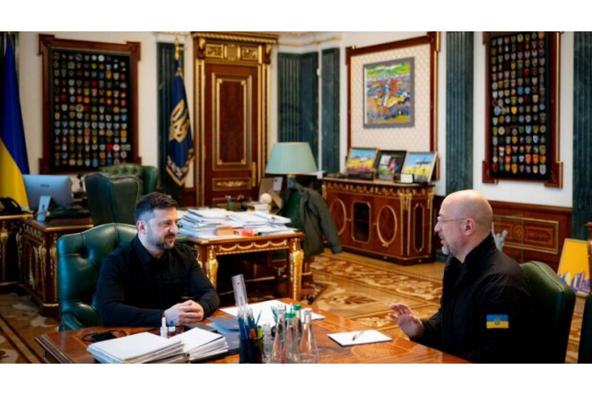 Zelenski Şmıqala yeni vəzifə təklif etdi 