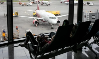 Venesueladakı vəziyyətə görə minlərlə turist Karib adalarını tərk edə bilmir 