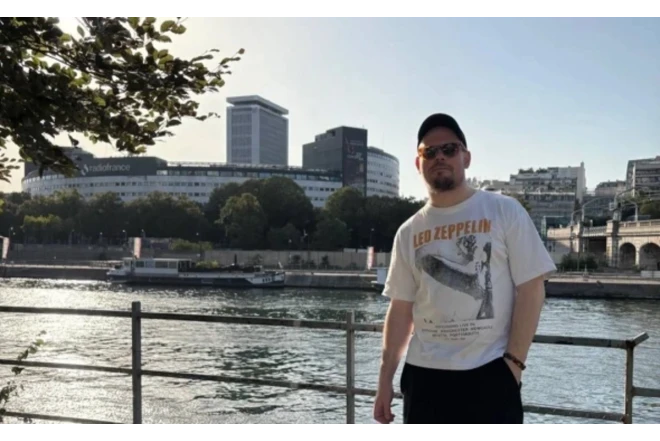 Rusiyalı jurnalist Parisdə müəmmalı şəkildə ölüb 