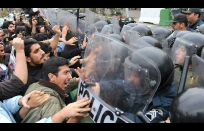 İranda davam edən etirazların SENSASİON SƏBƏBLƏRİ