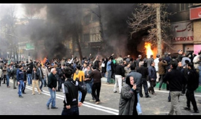 İran 12 saatdır internetsizdir