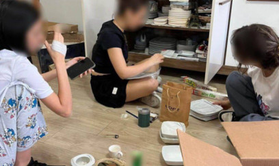 İzmirdə şagirdləri evdə işlədən müəllim- SAXLANILIB