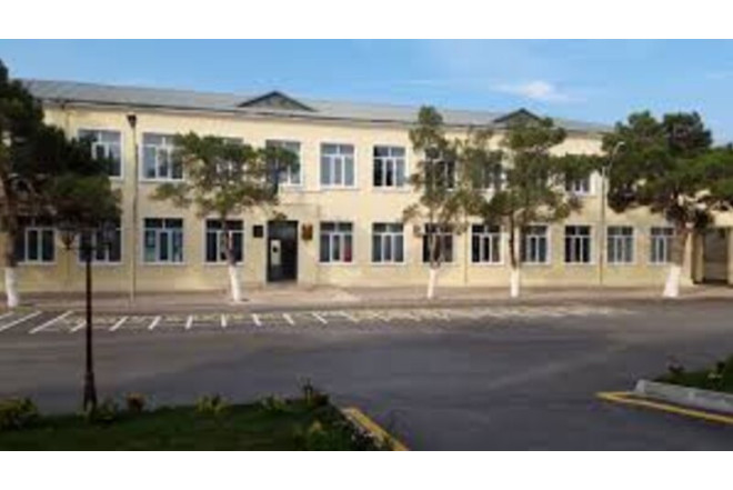 Müəllim direktor müavinini döyüb? - Məktəbdən AÇIQLAMA + YENİLƏNİB