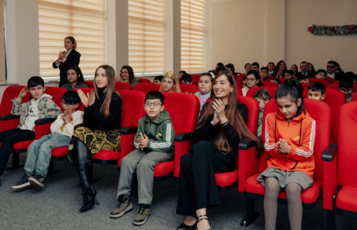 Arzu və Alyona Əliyevalar Sığınacaq və Sosial Reabilitasiya Müəssisəsində 