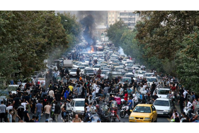 İranda etirazlarda təhlükəsizlik qüvvələrinin daha 7 əməkdaşı öldürüldü 