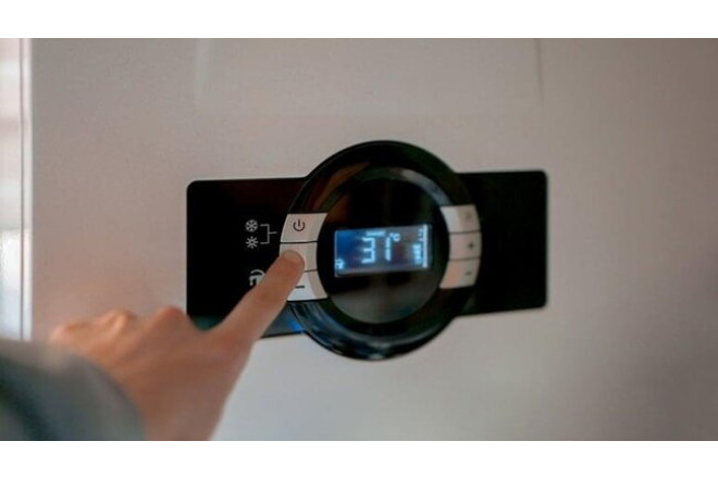 Soyuq havalarda kombinin temperaturunu yüksəltməyin: səbəb