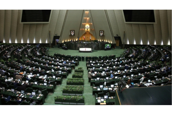İranda parlamentin TƏCİLİ İCLASI başladı 
