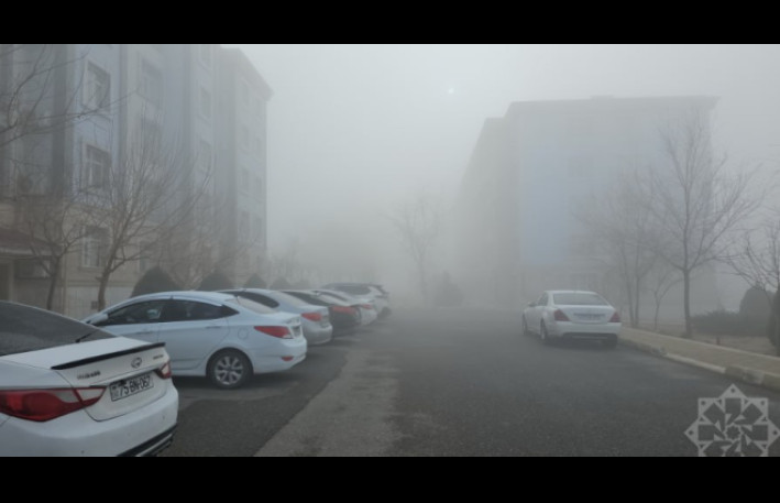 Qatı duman bu yollarda hərəkəti çətinləşdirdi - FOTO