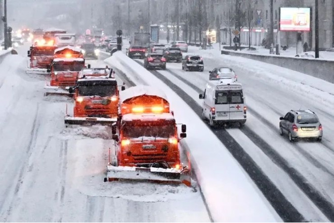56 ilin ən şiddətli qarı yağdı 